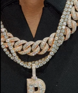 จี้โมอิสซาไนต์แบบฝังเพชรพร้อมสร้อยคอแบบ Cuban Link Tennis Chain สีเงิน สไตล์ฮิปฮอป สามารถสลักอักษรได้ เหมาะสำหรับเป็นของขวัญหมั้นหรือวันครบรอบ สำหรับทั้งชายและหญิง - Product Image 5