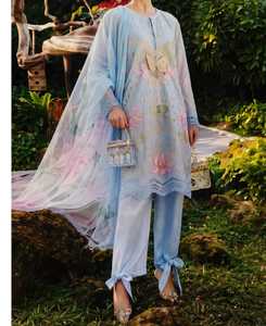 Magnifiques ensembles d'été décontractés pour femmes en tissu lawn, aux couleurs variées, au meilleur prix et en gros. - Product Image 4