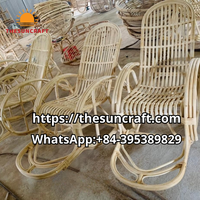 Meubles de maison chaise en rotin en bois fauteuil en osier bon marché populaire style nordique eau rotin bois siège en rotin chaise de salle à manger