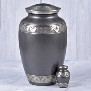 Urna funeraria de latón con patrón de hojas moradas y plateadas, con superficie mate, para guardar cenizas humanas, urna conmemorativa para entierro. - Product Image 5
