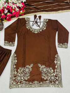 Ensemble Sharara Gharara Kurti brodé indien dernier cri, tissu en géorgette, magnifique tenue ethnique de fête de designer pakistanais, 3 - Product Image 3