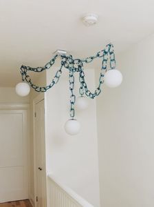 Liens de chaîne décoratifs en polyrésine pour la décoration murale et de table – Décoration de luxe en résine faite à la main pour l'aménagement intérieur - Product Image 5