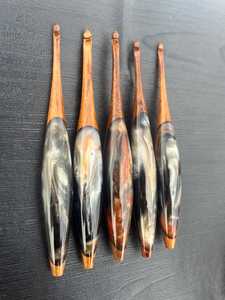 Handmade Luxury Resin & Wood <b>Crochet</b> <b>Hook</b> Attractive Knitting Hand Knitting Tool Resin Inlay Design Needles for <b>Crochet</b> - Product Image 6