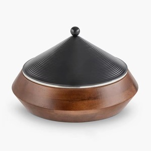 Base para ollas antiguas con acabado dorado, perfecta para presentaciones en buffets, grandes reuniones y servicios de catering, procedente de la India. - Product Image 2