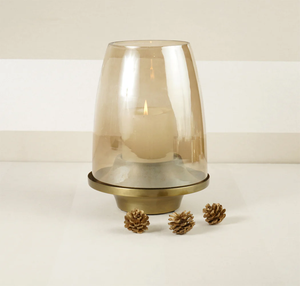 Lanterne à bougie dorée antique personnalisable avec verre pour toutes les occasions, provenant d'un vendeur indien de premier plan au meilleur prix - Product Image 1