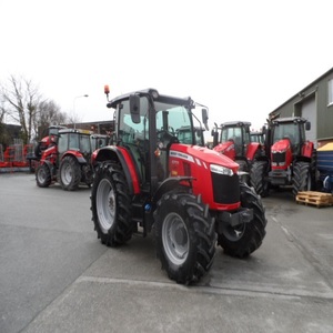 Tracteur agricole d'occasion Massey Ferguson 5711 185HP 4WD à transmission par engrenages avec pompe et roulement moteur - Product Image 1