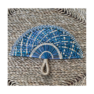 Abanico de Paja y Hoja de Areca 100% Hecho a Mano: Ideal para el Verano, Decoración de Bodas o Regalos, a Precios Competitivos de Fábrica desde Vietnam - Product Image 1