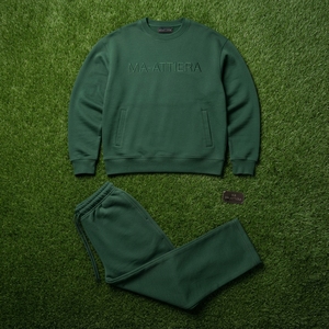 ชุดเซ็ตเสื้อสเวตเชิ้ตคอกลมสีเขียวป่าสำหรับผู้ชาย พร้อมกางเกงจ็อกเกอร์ ปักโลโก้ สไตล์ลำลอง สตรีทแวร์ ชุดแทรคสูทเข้าชุดสองชิ้น - Product Image 5