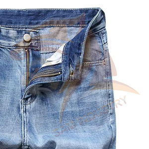 กางเกงยีนส์ขาสั้นผู้ชายสไตล์วินเทจแบบซักล้างขายส่ง กางเกงยีนส์ผู้ชายดีไซน์เนอร์ชั้นนำ ความยาวระดับเข่า ทรงตรง - Product Image 4