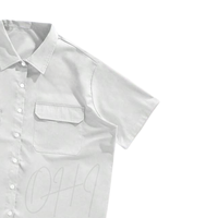 Chemise blanche à manches courtes personnalisable pour homme, 100% coton, logo sur le devant, fabrication OEM/ODM, design tendance avec poche utilitaire