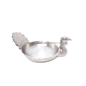 Bol de service en aluminium sculpté moderne en forme d'oiseau, design haut de gamme de qualité supérieure pour les fruits, disponible en divers styles, excellent - Product Image 1