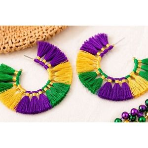 Pendientes de Aro con Borlas de Mardi Gras de Rizir Fashion, Chapados en Oro de 14K, Hilo de Seda, Geométricos, Religiosos, Cristianos, para Mujer - Product Image 1