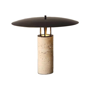 Lámpara de Mesa Metálica Minimalista, Lámpara Decorativa con Pantalla de Cúpula para Dormitorio, Sala de Estar - Product Image 1