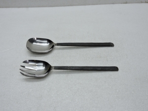 Cuillère à salade en acier inoxydable avec manche en résine, ustensile de table design pour collections gastronomiques, détaillants spécialisés et restaurants - Product Image 4