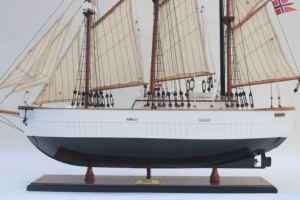 Maqueta de Barco de Vela de Madera Hecha a Mano - Modelo a Escala del Buque Histórico de la Expedición Ártica, Decoración para el Hogar, Maud - Product Image 1