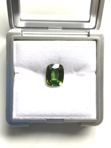 Pierre de tourmaline verte naturelle de 4,90 carats, taille coussin, pour la création de bijoux fins - Product Image 4