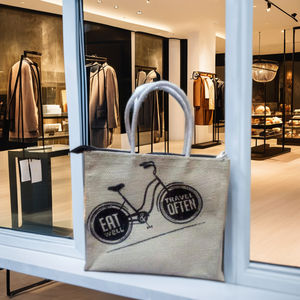 Sacs fourre-tout en toile de jute écologique avec logo personnalisé Caractéristiques pratiques et réutilisables pour le shopping - Product Image 3