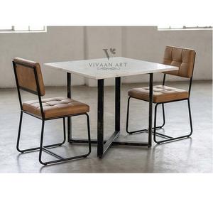 Ensemble de table et de chaises de salle à manger en bois massif moderne et écologique de luxe pour la maison, le restaurant, le café, l'hôtel - Product Image 1