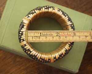 Bracelets en résine noire indienne faits à la main, bijoux fins de haute qualité, style simple, breloques, bracelets à la mode, artisanat en résine - Product Image 5