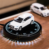 Modèle de voiture miniature de luxe Q7 blanc à rétrofriction 1:36, cadeau d'affaires, décoration de bureau, voiture miniature en métal moulé sous pression à lévitation magnétique pour les fans