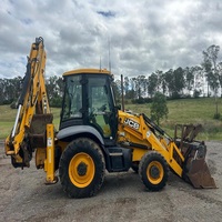 Chargeuse-pelleteuse JCB 3CX entièrement fonctionnelle, moteur diesel, moment de charge élevé, système hydraulique durable et fluide, large gamme d'accessoires