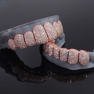Grillz en or rose 10 carats massif avec diamants de laboratoire VVS de qualité supérieure, personnalisés, style Hip Hop - Product Image 5