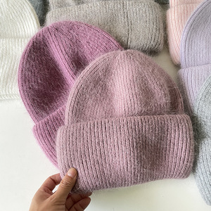 หมวกบีนนี่แบบกำหนดเองได้ 男女兼用 พิมพ์ลายได้ทั่วทั้งใบ หมวกไหมพรมแบบกลับด้านได้สำหรับฤดูหนาว พร้อมโลโก้ - Product Image 2