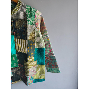 Veste Kantha réversible vintage, faite à la main, en coton, patchwork, broderie à carreaux, boutons sur le devant, vêtement d'hiver, cadeau pour elle - Product Image 3