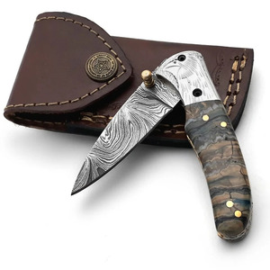 Couteau de poche pliant personnalisé en acier Damas, manche en résine tourbillonnante, bolster gravé, EDC, chasse, camping, fabricant direct d'usine - Product Image 1