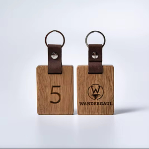 พวงกุญแจไม้สั่งทำพิเศษ ปรับแต่งได้ ป้ายกุญแจโรงแรม ป้ายไม้สำหรับแขก พวงกุญแจบ้านพักตากอากาศ แบบกำหนดเอง - Product Image 1