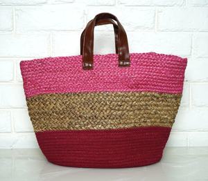 Sac fourre-tout tendance 2026 en jute rayé, fait main, nouveau design, pour femme, avec poignée en bois, style bohème, idéal pour la plage et le shopping - Product Image 1