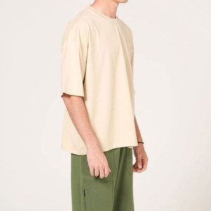 เสื้อยืดทรงบ็อกซี่ฟิตโอเวอร์ไซส์สำหรับผู้ชาย ผ้าคอตตอนหนานุ่ม ไหล่ตก สไตล์ลำลอง สตรีทแวร์ รับผลิตแบบ OEM ODM ขายส่ง - Product Image 4