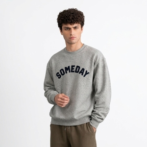 Sudadera de cuello redondo gris para hombre, de alta calidad, de punto, de corte regular, informal, con estampado 'Someday', de gran venta, de diseñador. - Product Image 2