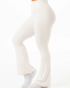 Premium Quality Women's Simple Wide Leg Yoga Legging Eco-Friendly Breathable Four-Way Stretch Quick Dry Solid Color Custom - Product Image 3