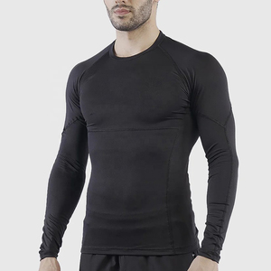 Rashguard à manches longues de qualité supérieure, design élégant, antibactérien, durable, respirant, séchage rapide, compression, en vente. - Product Image 5