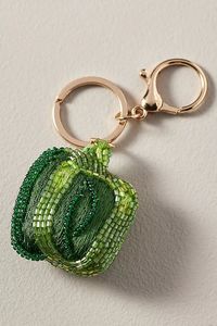 Porte-clés brodé artisanal de qualité supérieure avec élégante broderie de perles pour femmes, mode et collections de cadeaux - Product Image 1