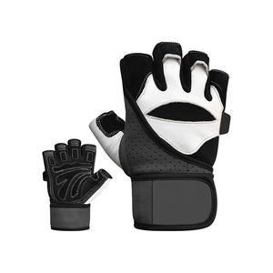 QASWA SPORTS Professional Weightlifting Gloves Leather for Closure Unisex Design-Enhanced Grip Support Breathable Fabric - Product Image 6