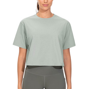 Crop top pour femme au design ergonomique, décontracté, pour la marche en plein air, vêtements d'été, manches courtes, impression personnalisable, crop tee tendance - Product Image 1