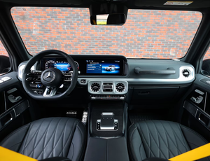 เมอร์เซเดส-เบนซ์ G63 AMG รถเอสยูวีสุดหรู ขับเคลื่อน 4 ล้อ ประสิทธิภาพระดับพรีเมียม เกียร์อัตโนมัติ เบนซิน ไมล์น้อย พร้อมส่งออก - Product Image 5