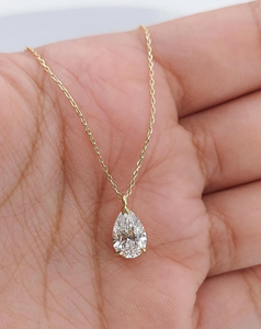 Collier Pendentif Femme en Perle d'Eau Douce et Diamant Taillé Poire, Plaqué Or 18K, Sertissage Griffe, Chaîne Classique, Bijou Quotidien - Product Image 2