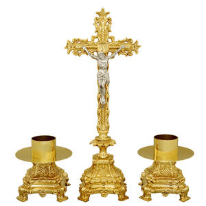 Cruz de Altar con Portavelas |   Juego de Cruz y Candelabro de Latón para Altar de Iglesia - DOUBLE VEE EXPORTS - Product Image 2