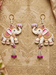 Trunk Up Elephant Lotus - Juego de Adornos Festivos para Puerta, Decoración de Entrada para Mandir Diwali, con Colgante de Pared Latkan, Borla de Perlas y Toran, en MDF - Product Image 2