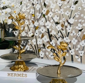 Handicraft Aluminum Metal Casting Luxury Square <b>Serving</b> <b>Tray</b> <b>Gold</b> Plated Leaf Design Handle Table Decoration Fancy CE Certified - Product Image 5