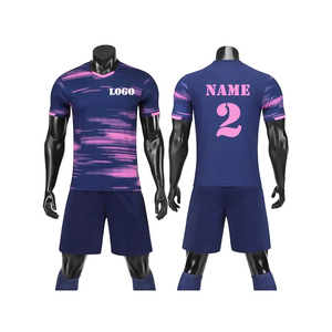 Conjunto de Uniforme de Fútbol Sublimado con Diseño Personalizado, 100% Poliéster, Tejido Transpirable, Top, Calcetines, Manga Corta para Invierno - Product Image 3