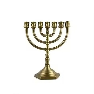 Candelabro Decorativo de Metal de Estilo Moderno con 7 Brazos, Portavelas Menorah, Decoración Interior para el Hogar - Product Image 1