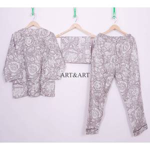 Ensemble pyjama 3 pièces pour femme en 100 % coton écologique, élégant, col modeste, motif floral, confortable, doux, pantalon, chemise et sac à motif uni - Product Image 5