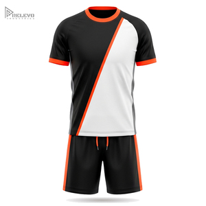 Conjunto de Uniforme de Fútbol Personalizado por Sublimación de Secado Rápido, Camiseta y Pantalones Cortos Unisex, Negro, Blanco, Naranja Neón, con Franja Reflectante, para Partidos de Equipo - Product Image 1