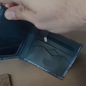 Portefeuille en cuir texturé de qualité supérieure pour hommes, élégant portefeuille masculin en bleu, marron et bordeaux, portefeuille en cuir à double pli avec poche zippée - Product Image 6