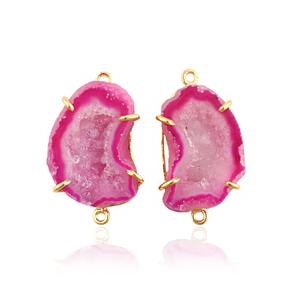 Connecteur en Agate Druzy Rose Plaqué Or avec Pierre Précieuse Sertie à Griffes pour la Fabrication de Bijoux - Product Image 1