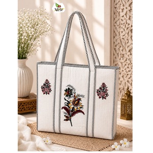 Sac fourre-tout Stockify au design unique, imprimé floral, en toile de coton réutilisable, sac à bandoulière pour femmes, disponible au prix direct d'usine - Product Image 1